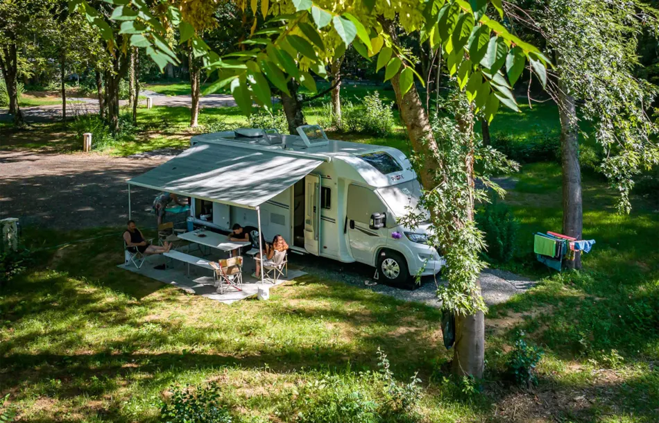 Flower Camping de Rouffiac