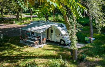Flower Camping de Rouffiac