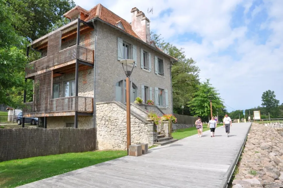 Camping du Grand Etang de Saint-Estèphe