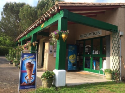 Camping La Bernède