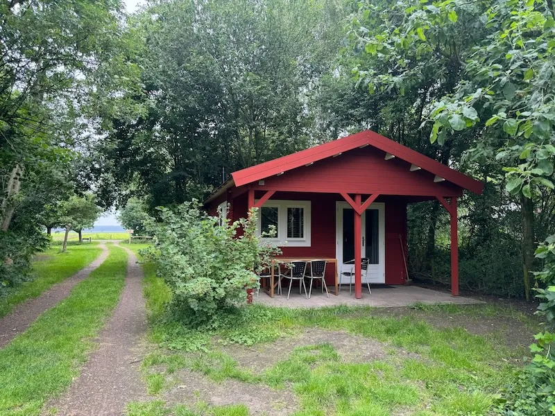 Cabane En Bois L'hirondelle