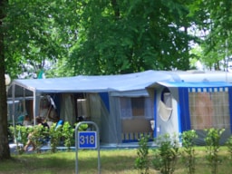 Piazzole - Piazzola Laguna 60/80M² - Tenda/Roulotte O Camper + Elettricità - Camping Laguna Village