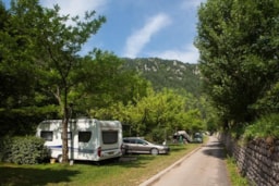 Pitch - Pitch: Car + Tent/Caravan Or Camping-Car + Electricity - Camping Le Capelan