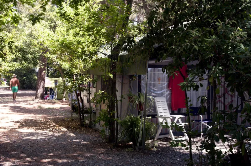 Forfait : Emplacement + 1 Voiture + Caravane + Électricité