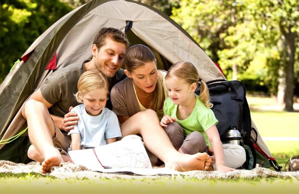 Pitch - Trekking Package With Tent - Camping Seasonova Les 7 Iles
