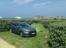 Pitch - Comfort Package : Pitch + Vehicle + Electricity - Camping Seasonova Les 7 Iles