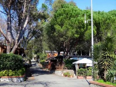 Tigullio Camping Resort - Camping Direct