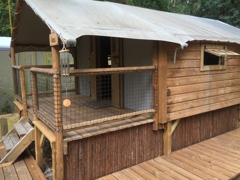 BUNGALODGE BOIS 12m² - Lieu