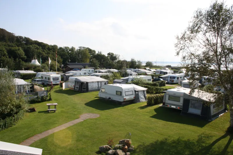 Emplacement Auto Tente/Caravane /Camping-Car