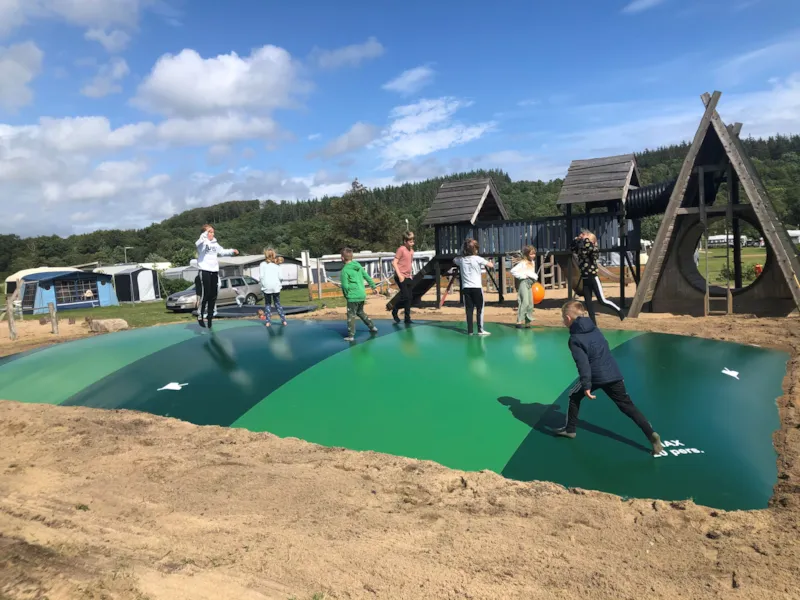 Emplacement Auto Tente/Caravane /Camping-Car