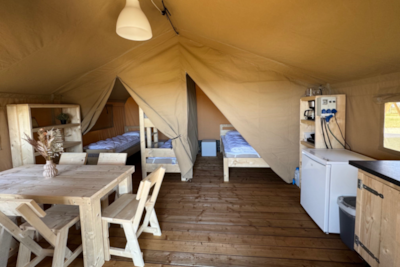 Safari tent for 5 people