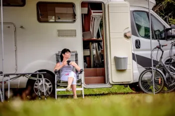 Pitch - Pitch : Car + Tent/Caravan Or Camping-Car + Electricity - Familiecamping de Otterberg