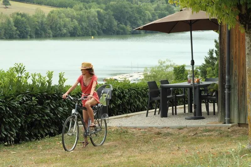 Gîte 32M² Vue Sur Le Lac (2 Chambres) + Terrasse Ouverte + Lv + Tv