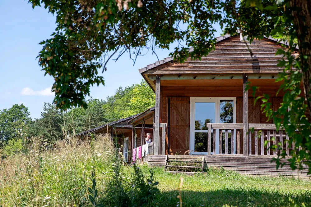 Accommodation - Chalet Confort 26M² (2 Bedrooms) - Lake View - Flower Camping du Lac du Causse