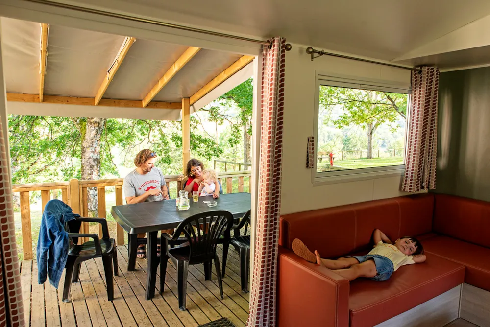 Accommodation - Mobile Home Confort 29M² (2 Bedrooms) + Half-Covered Terrace 6M² - Flower Camping du Lac du Causse