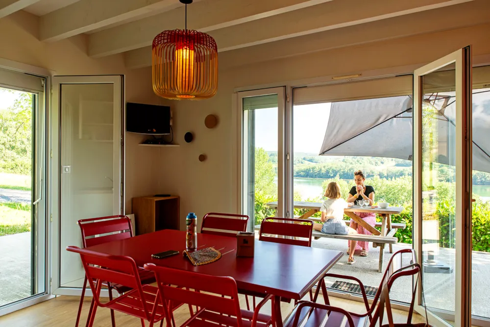 Accommodation - Gîte Lake View  / 1 Bedroom - Terrace - Flower Camping du Lac du Causse
