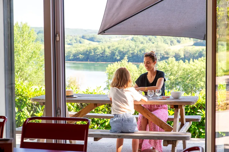 Gîte 32M² (2 Chambres) + Terrasse Ouverte + Lv + Tv