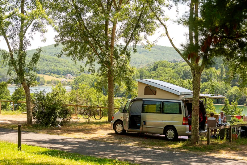 Forfait Pique-Nique / Vaisselle / Plancha Avec Électricité (10A)