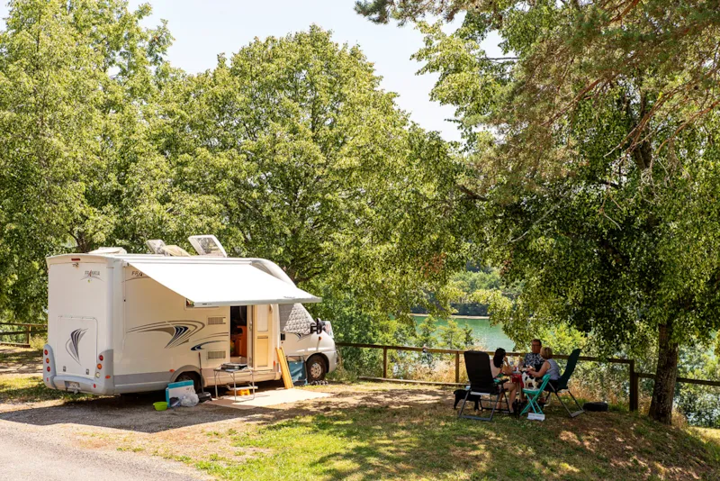 Forfait Pique-Nique / Vaisselle / Plancha Avec Électricité (10A)