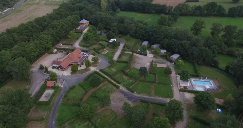 Forfait Nature (Emplacement + Tente Ou Caravane Ou Voiture) Sans Électricité