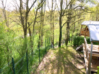 Cabane Confort vue sur Indre - 25m² - 1 bedroom + covered terrace + TV