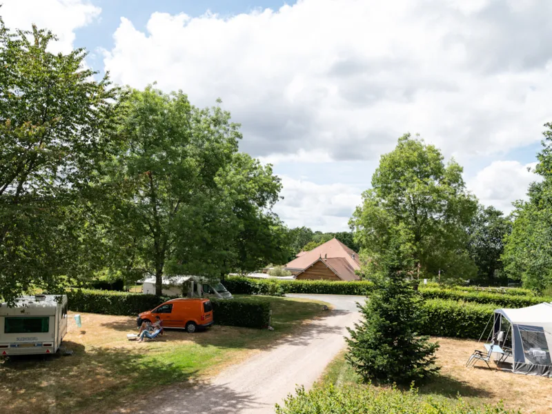 Forfait Nature (Emplacement + Tente Ou Caravane Ou Voiture) Sans Électricité
