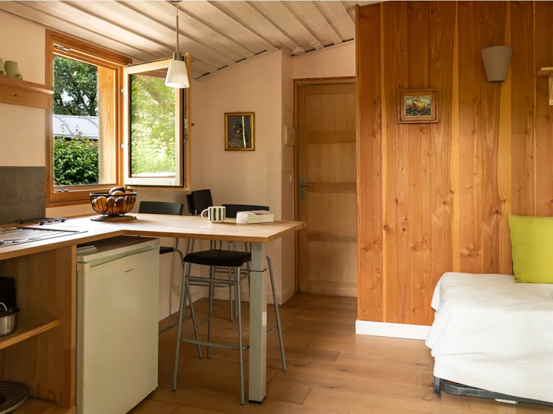 Cabane Confort Vue Sur Indre - 25M² - 1 Chambre + Terrasse Couverte + Tv