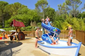 Capfun - Domaine des Fumades - image n°3 - Camping Direct