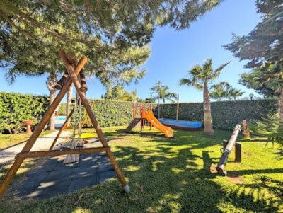 Lilybeo Village Camping & Residence