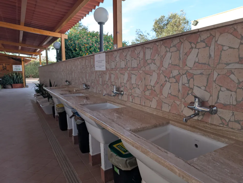 Lilybeo Village Camping & Residence