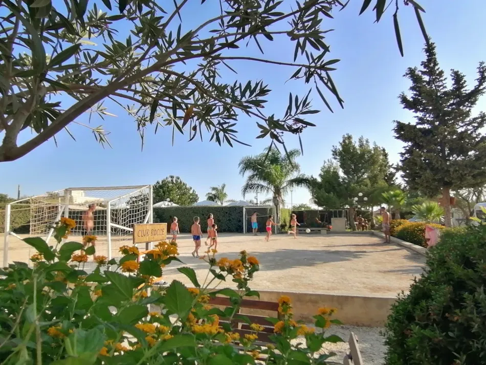 Lilybeo Village Camping & Residence