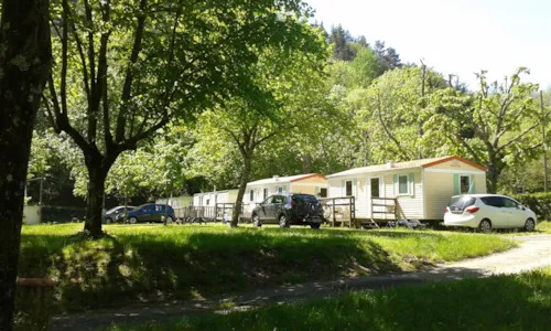 Mietunterkunft - Mobilheim Super Mercure 27M² - 2 Schlafzimmer - image n°2 - Camping municipal le Pré Coulet