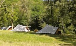 Camping municipal le Pré Coulet - image n°13 - Roulottes