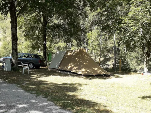Stellplatz - Stellplatz + Fahrzeug - image n°4 - Camping municipal le Pré Coulet