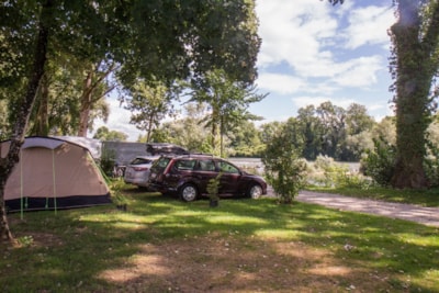 Pitch + 1 vehicle