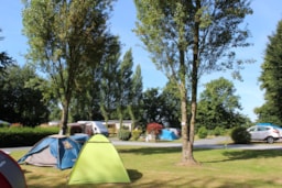 Pitch - Trekking Package 1 Person (Without Electricity), Without Motor Vehicle - Camping Le Clos de Balleroy