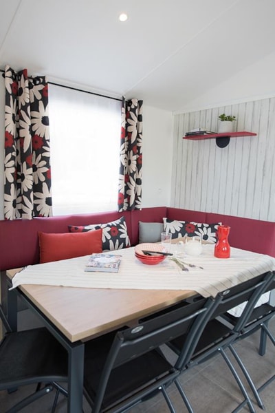 Nirvana mobile home with 4 bedrooms - 40 m² + semi-covered terrace — 2