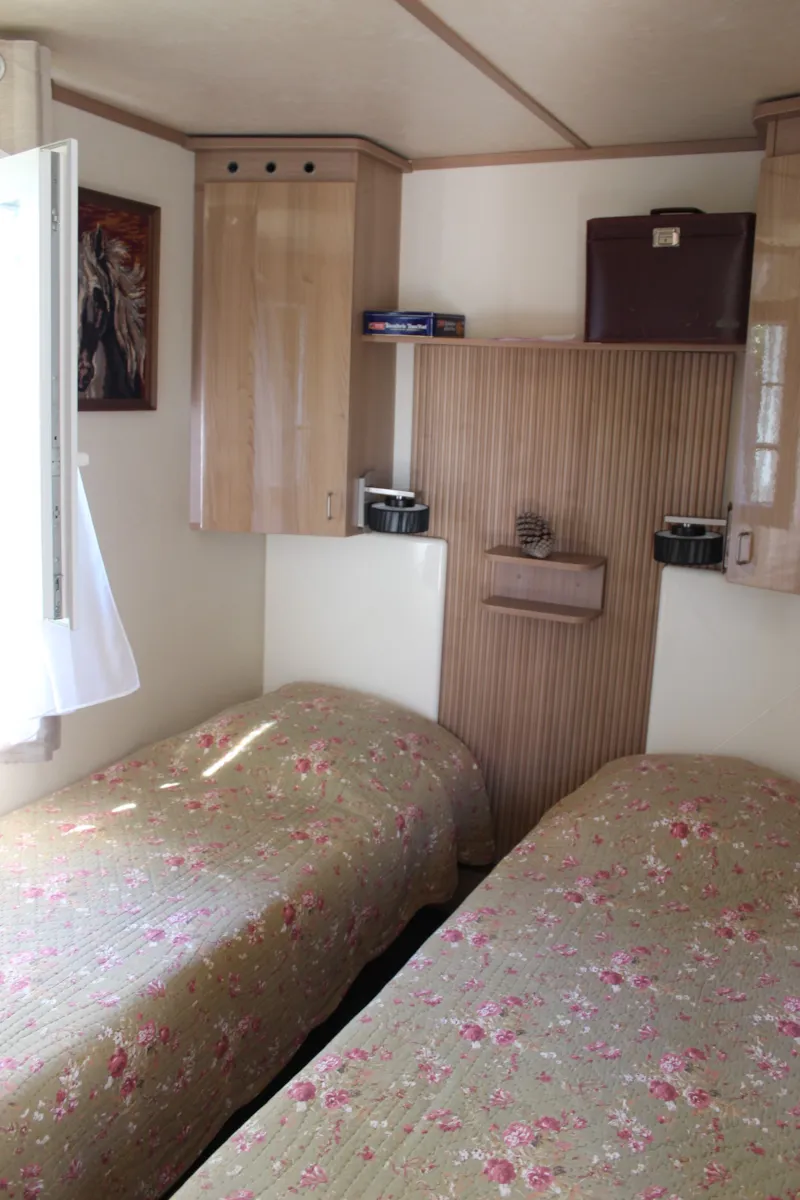 Mobil Home Premium Villa 2 Chambres - 40 M² + Terrasse Semi Couverte + Grand Jardin