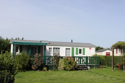 Mobile home Premium Villa 2 bedrooms - 40 m² + semi-covered terrace + large garden — 1