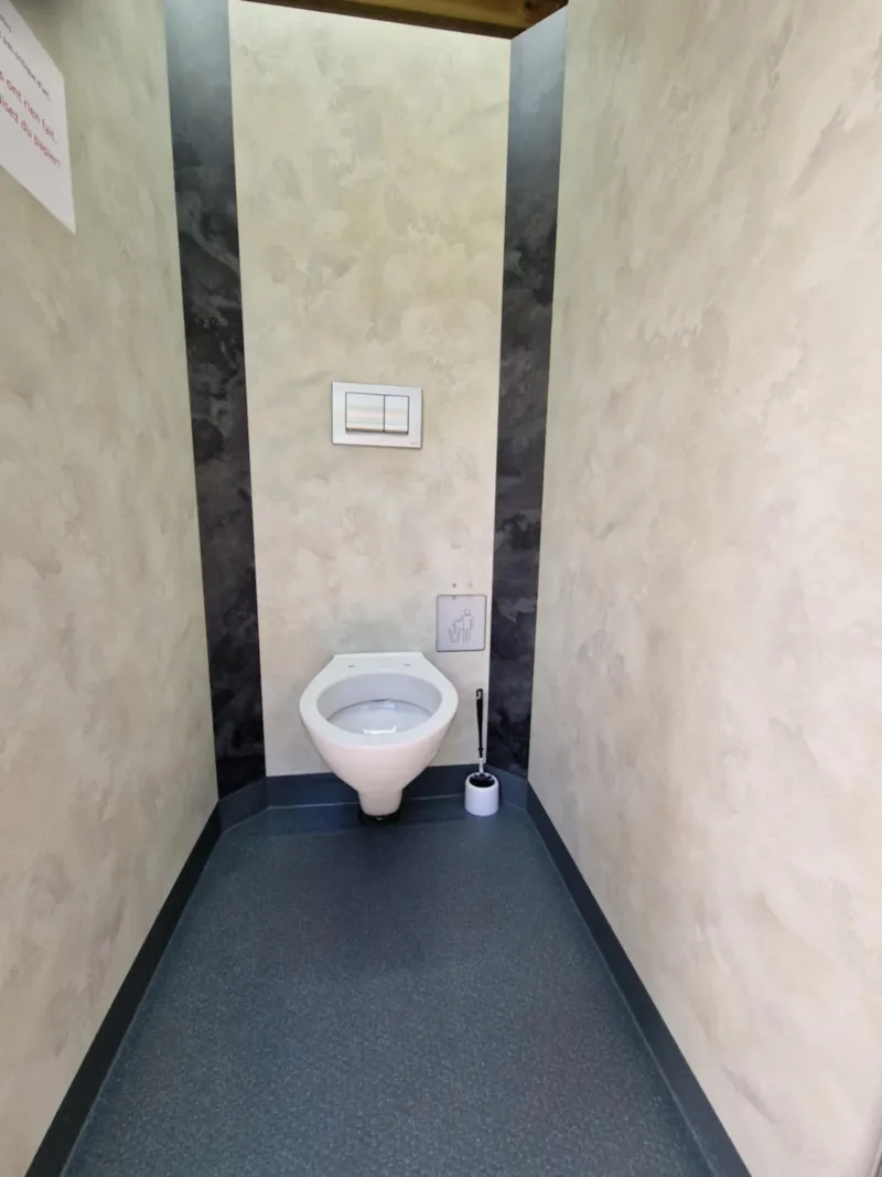 Forfait Confort (1 Tente/Caravane Ou Camping-Car/1 Voiture/Électricité 10A)