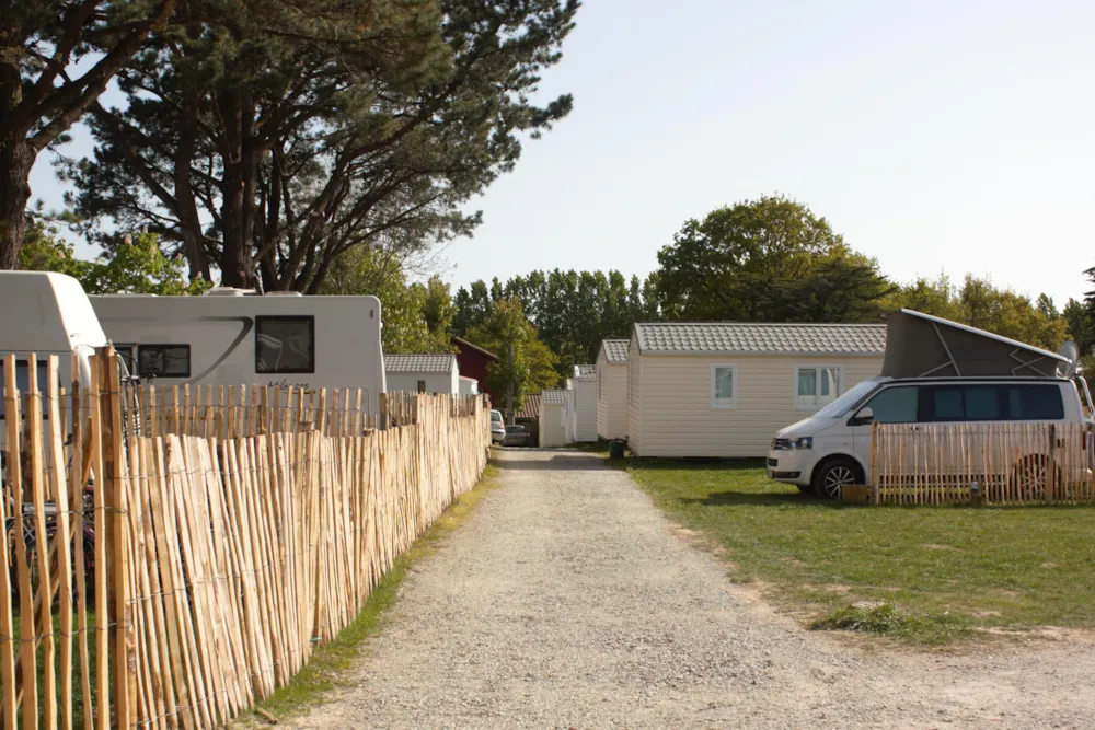 Camping du Vieux Château - image n°6 - Camping Direct