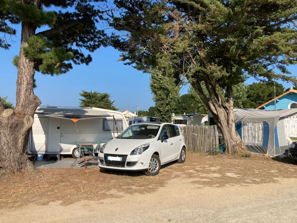 Camping du Vieux Château - image n°1 - Camping Direct