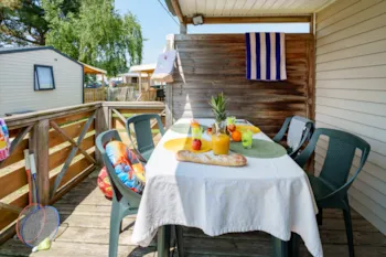 Mietunterkunft - Mobilheim Escapade  24M² - 2 Zimmer + Fernsehen - Camping du Vieux Château