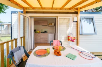 Mietunterkunft - Mobilheim Escale 20M²- 1 Zimmer + Fernseher - Camping du Vieux Château