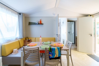 Quiétude Premium 35m² mobile home - 3 bedrooms + television, dishwasher, and deck chairs/sun loungers — 5