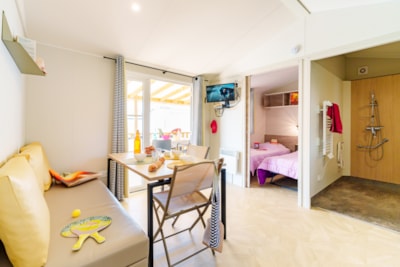 32m² mobile home for people with reduced mobility - 2 bedrooms + television and dishwasher — 5