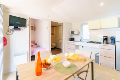 32m² mobile home for people with reduced mobility - 2 bedrooms + television and dishwasher — 3
