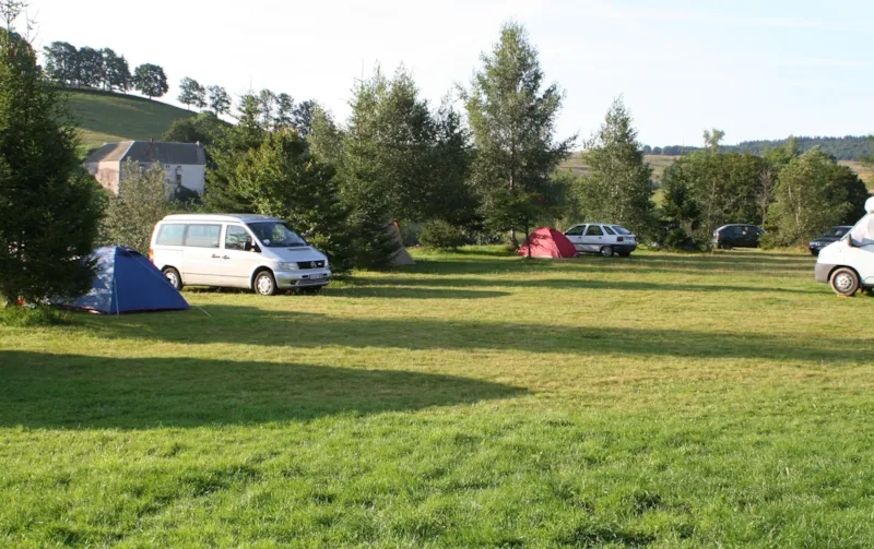 Emplacement 1 Véhicule + Tente