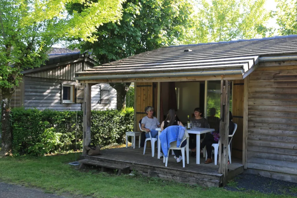 Location - Chalet 16.17.18 - 30M² - 2 Chambres - Camping L'Echappée Verte