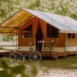 Camping Onlycamp Les Berges de l'Yonne - image n°1 - Roulottes